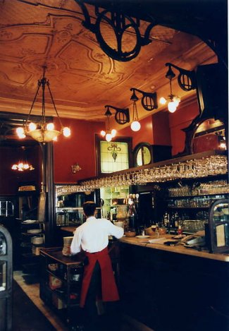 Caf� Falstaff, Brussels